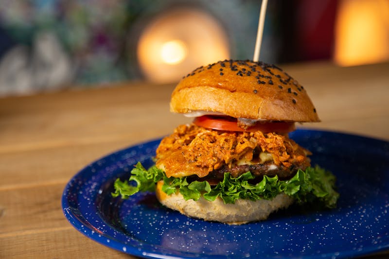 4 rivers BBQ ribs platter